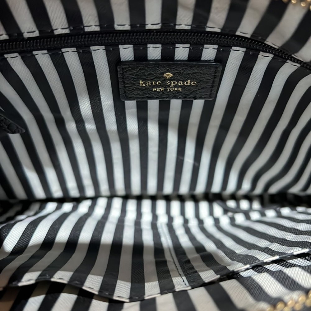 Kate Spade Crossbody - Picture 2 of 2